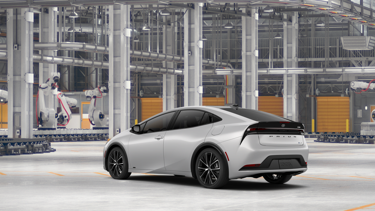 New 2027 Toyota Prius Limited AWD/4WD image 8