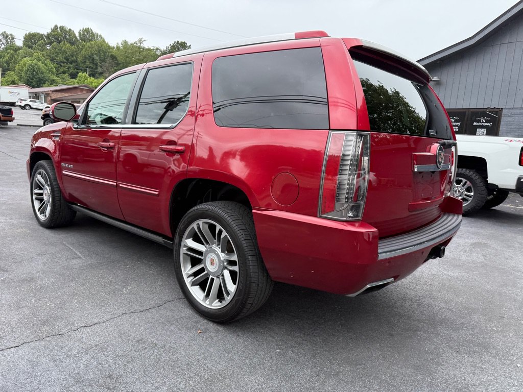Used 2013 Cadillac Escalade Premium AWD/4WD image 41