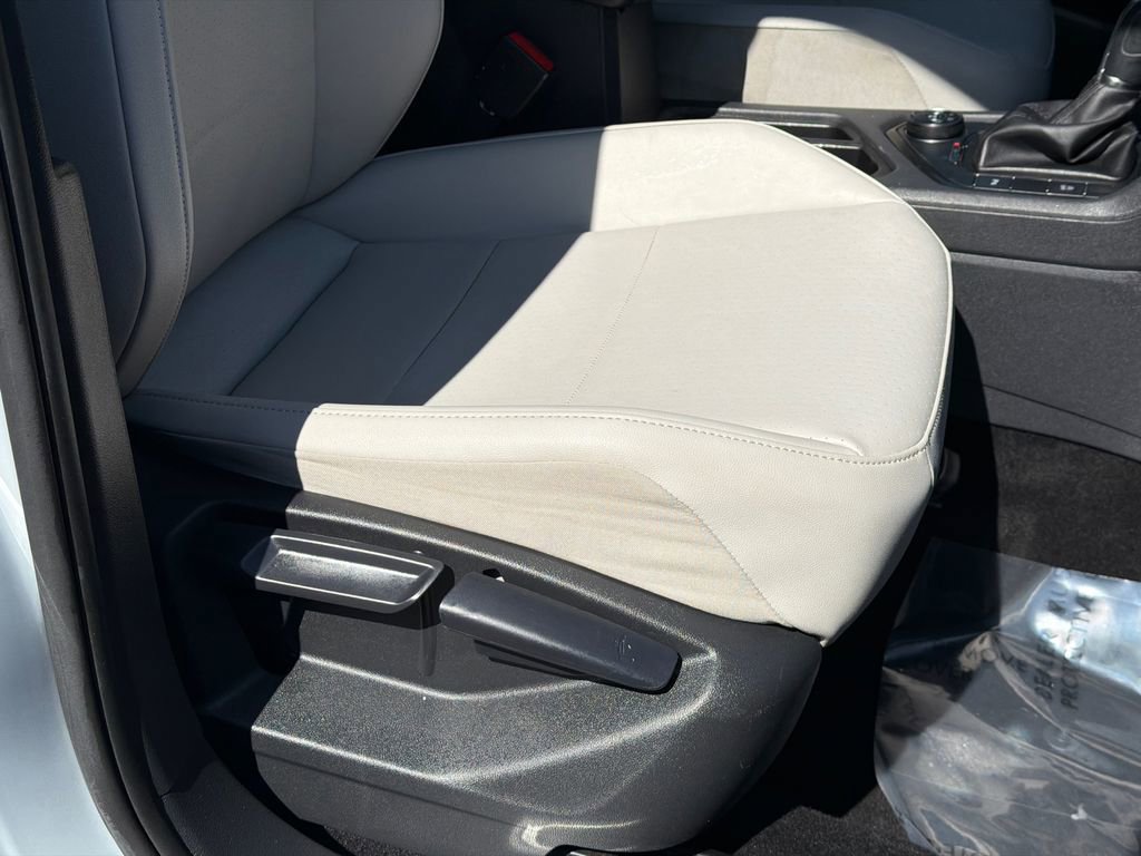 Used 2018 Volkswagen Tiguan SEL w/ R-Line Package image 12