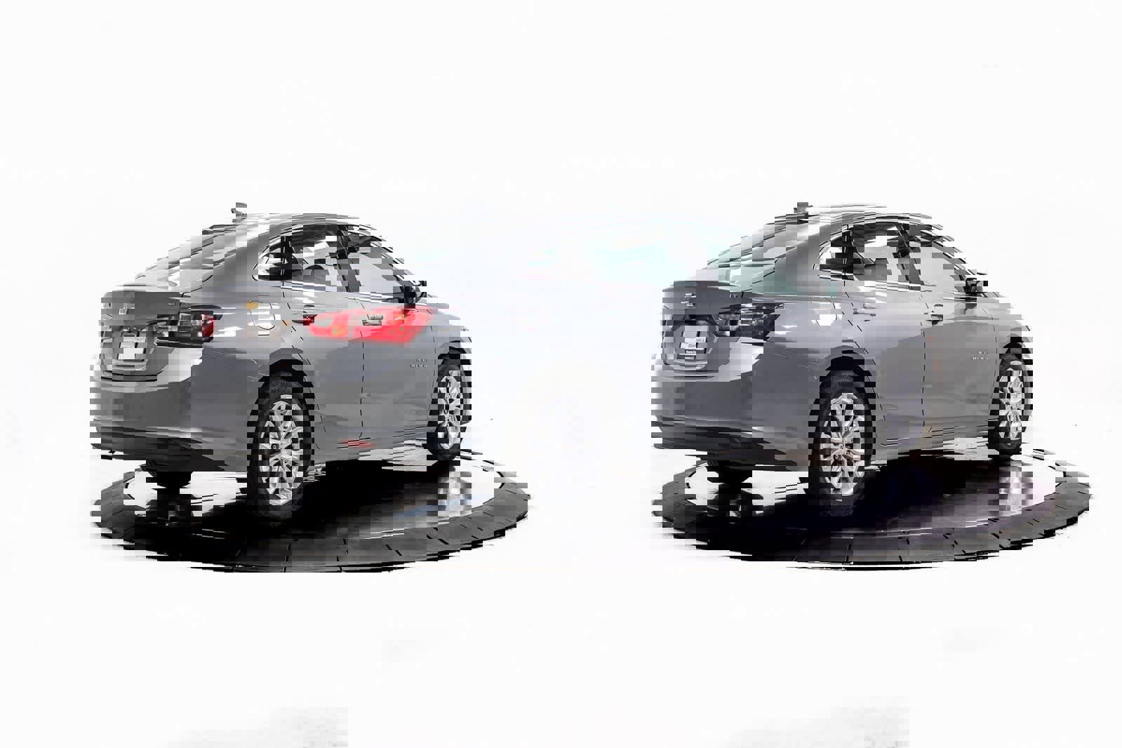 Used 2023 Chevrolet Malibu LT image 7