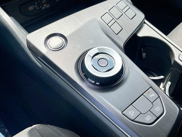 New 2026 Kia Sportage LX FWD image 16