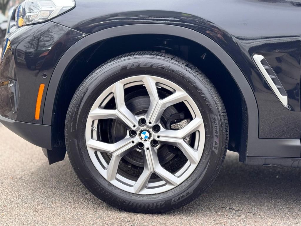 Used 2023 BMW X3 xDrive30i w/ Premium Package image 11