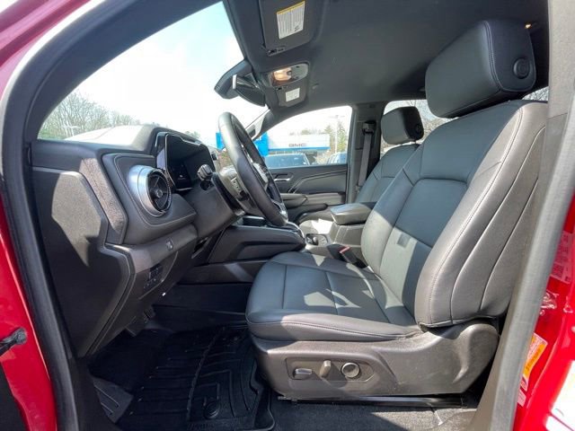 Used 2024 Chevrolet Colorado LT w/ LT Convenience Package III image 18
