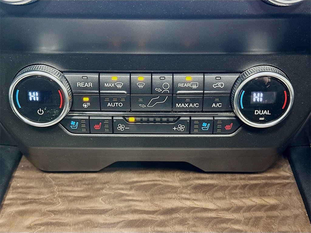 Used 2019 Ford Expedition Platinum image 36