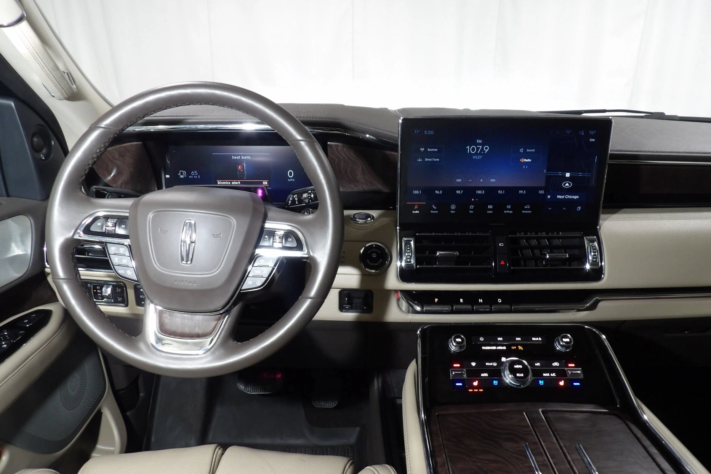 Used 2022 Lincoln Navigator Reserve AWD/4WD image 29