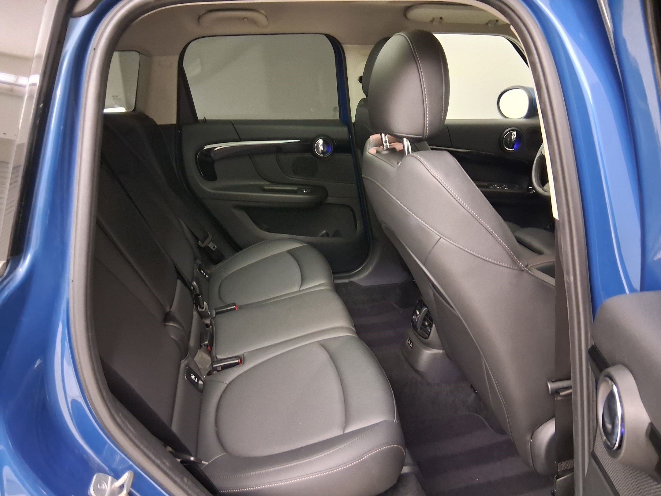 Used 2023 MINI Cooper Countryman S FWD image 32