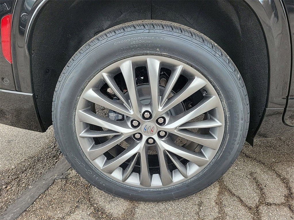 New 2026 Buick Enclave Avenir w/ Super Cruise Package image 6