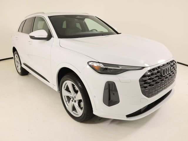 Certified 2025 Audi Q5 Premium Plus w/ Premium Plus image 7