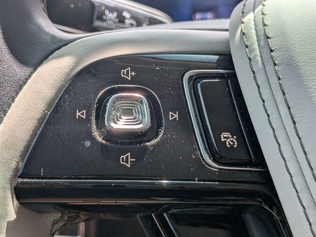 Certified 2025 Lincoln Aviator Reserve w/ Luxury Package AWD/4WD image 27