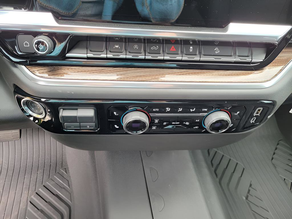 New 2025 Chevrolet Silverado 1500 LT image 26