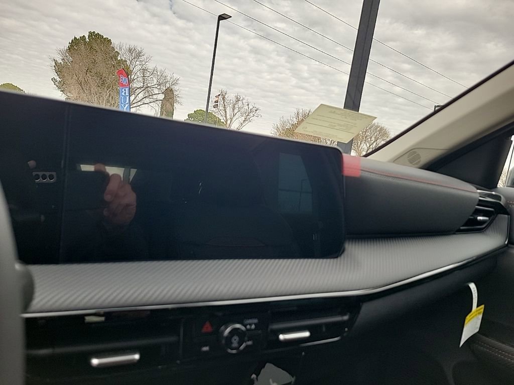 New 2026 Nissan Kicks SR w/ SR Premium Package image 25