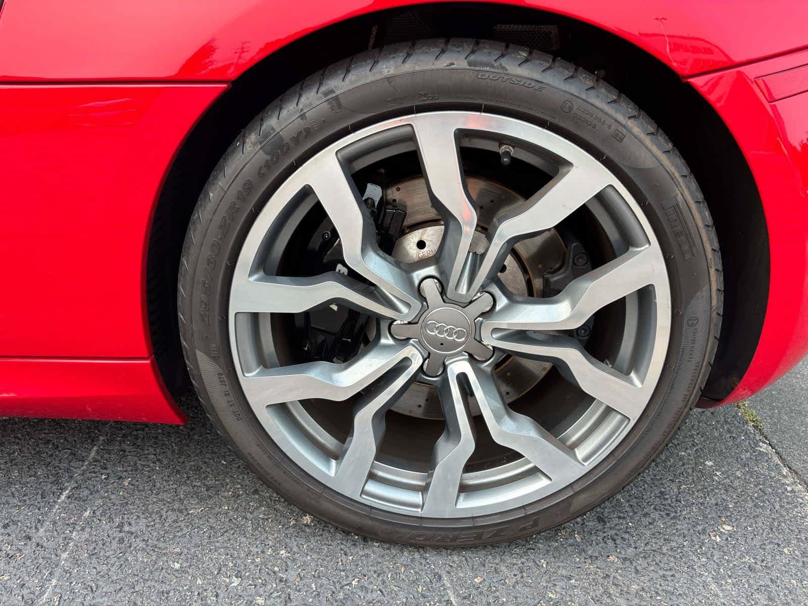 Used 2012 Audi R8 V10 AWD/4WD image 28