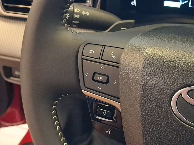 Used 2026 Toyota Camry SE FWD image 20