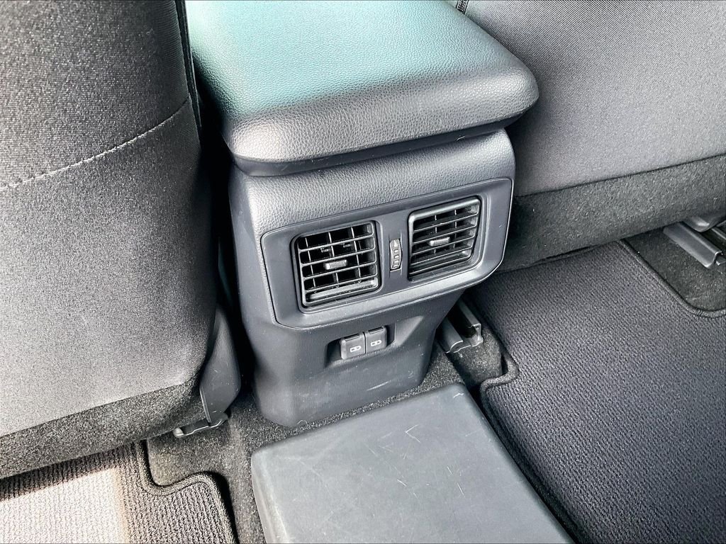 Used 2023 Toyota RAV4 SE w/ Weather & Moonroof Package AWD/4WD image 28