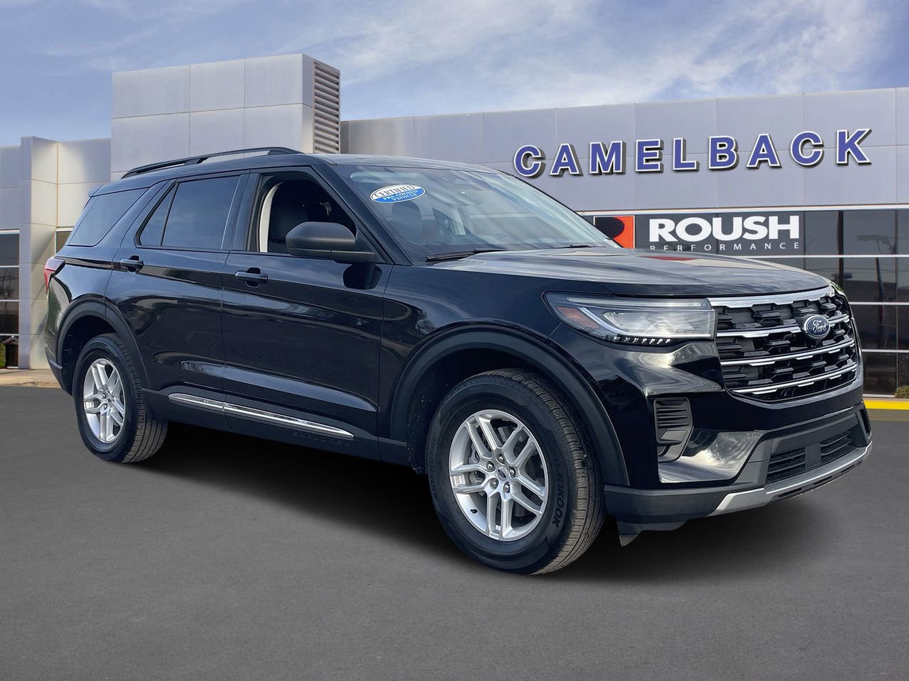 Certified 2025 Ford Explorer Active image 8