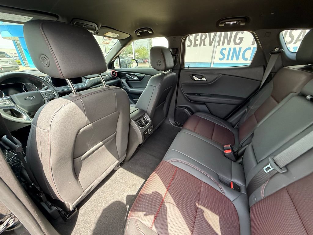 Used 2025 Chevrolet Blazer RS FWD image 27