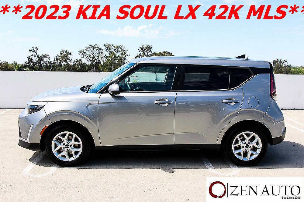Used 2023 Kia Soul LX w/ Option Group 015 image 4