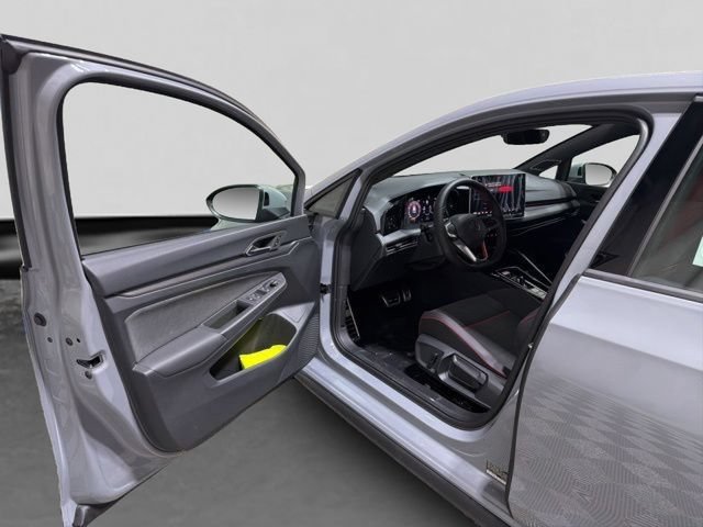 New 2026 Volkswagen GTI SE FWD image 9