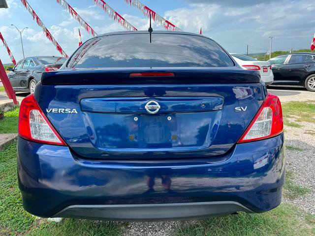 Used 2018 Nissan Versa SV FWD image 6