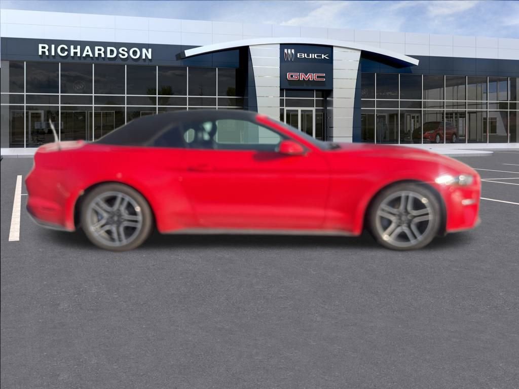 Used 2022 Ford Mustang Premium image 7