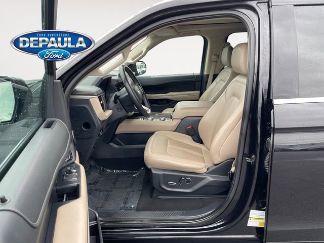 Certified 2023 Ford Expedition Limited image 11