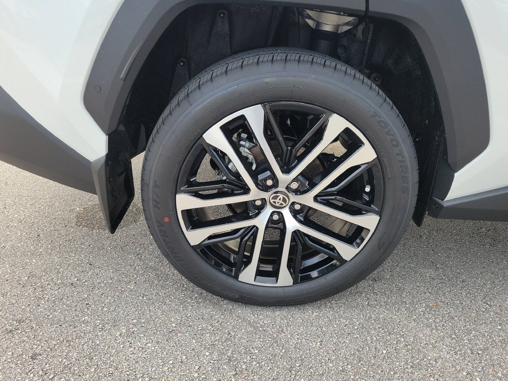New 2026 Toyota RAV4 Limited AWD/4WD image 31