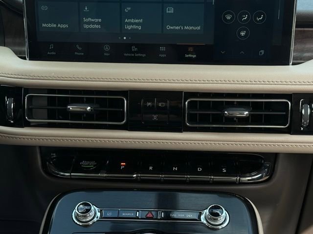 Used 2022 Lincoln Nautilus Reserve w/ Equipment Group 201A image 32