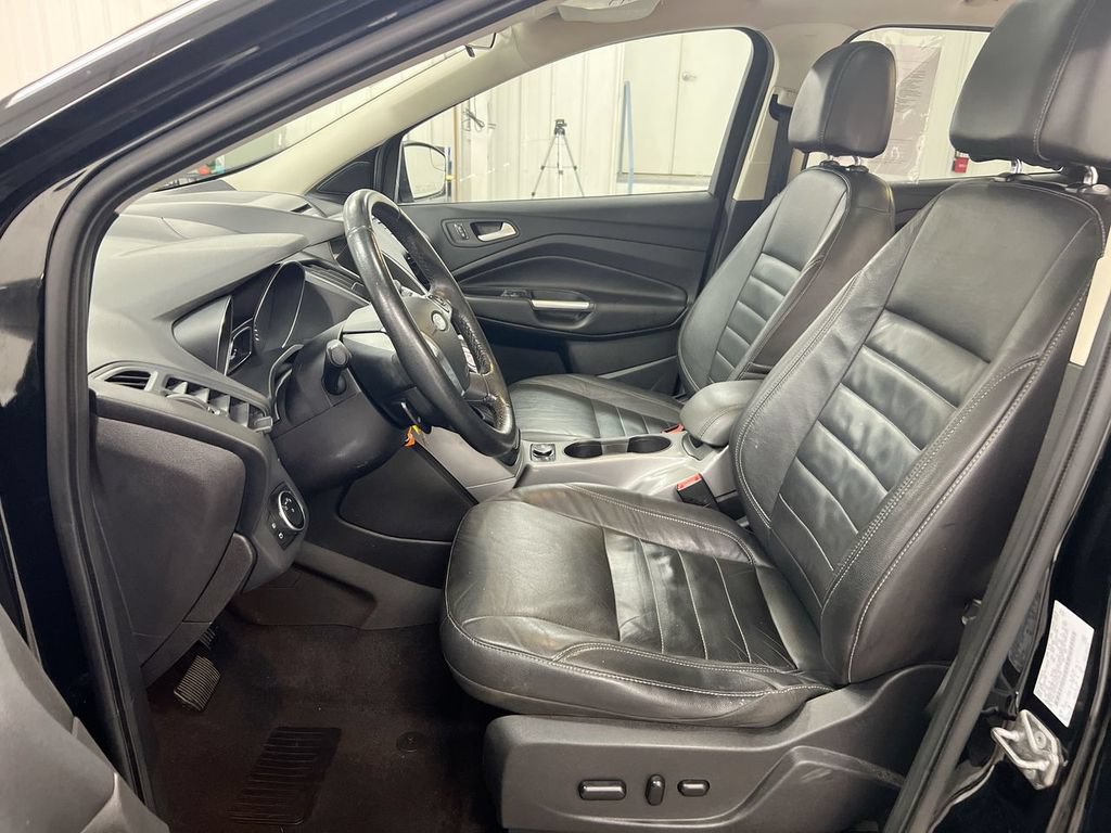 Used 2016 Ford Escape SE w/ SE Leather Comfort Package AWD/4WD image 21
