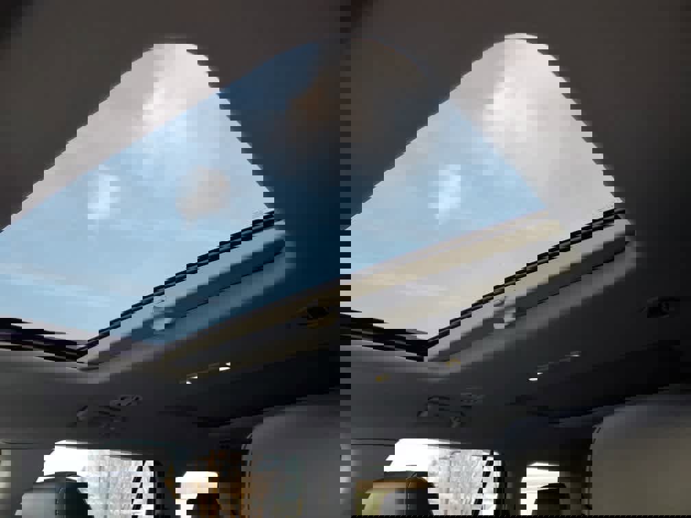 Used 2019 GMC Acadia SLT image 15