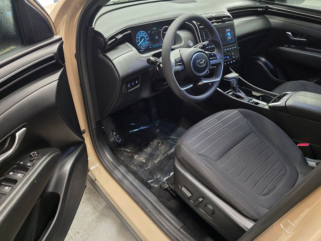 Used 2024 Hyundai Santa Cruz SEL w/ Activity Package FWD image 18