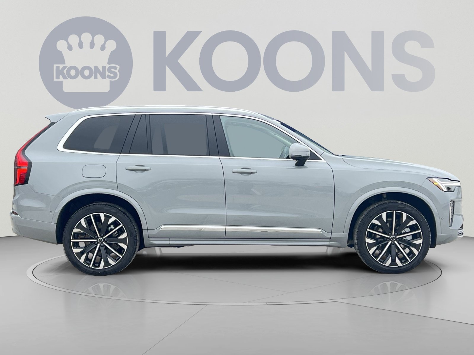 New 2026 Volvo XC90 B6 Plus w/ Protection Package Premier AWD/4WD image 17