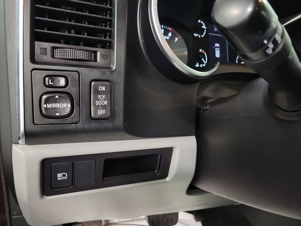 Used 2018 Toyota Sequoia SR5 image 18