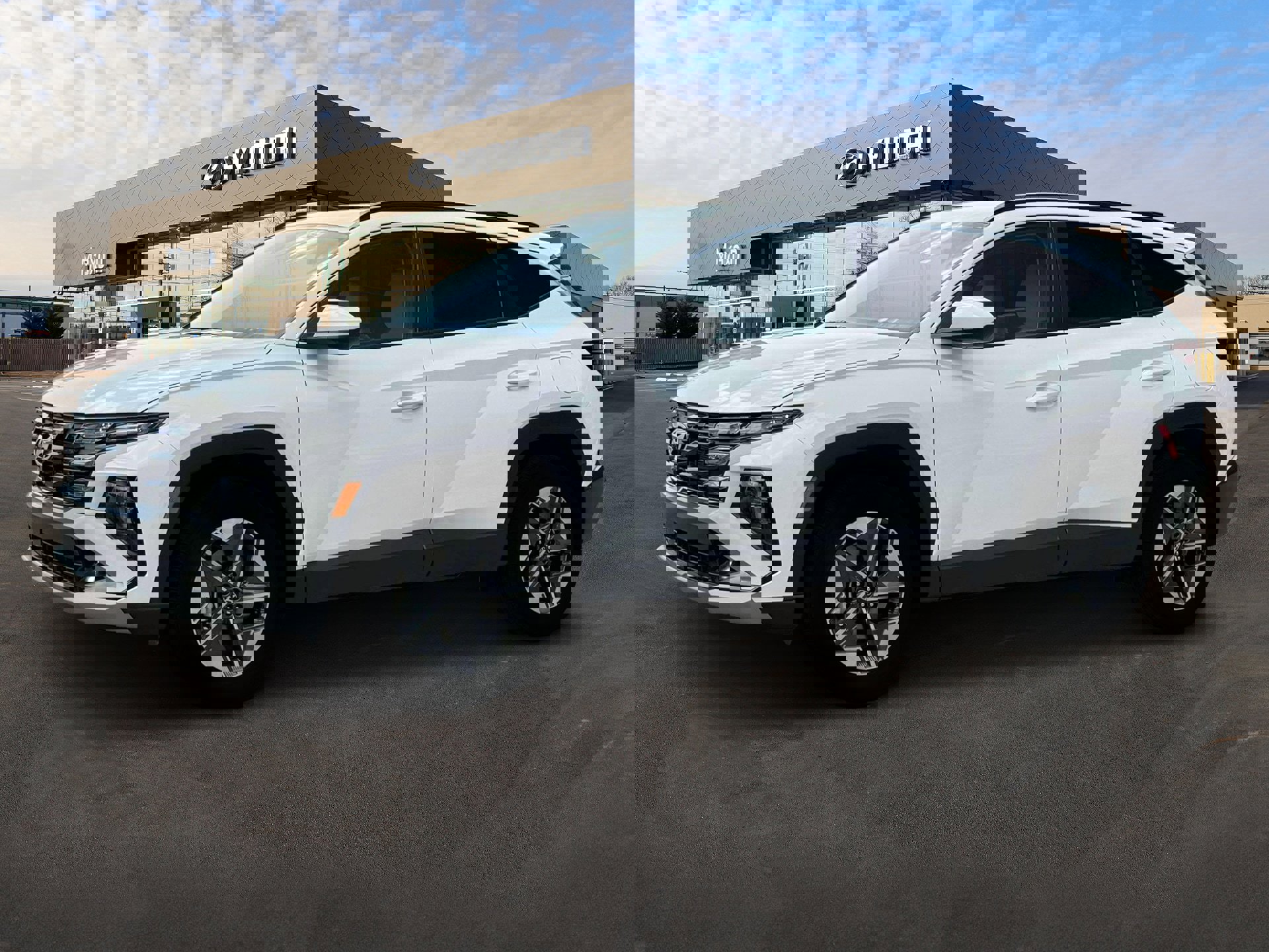 Certified 2025 Hyundai Tucson SEL image 2