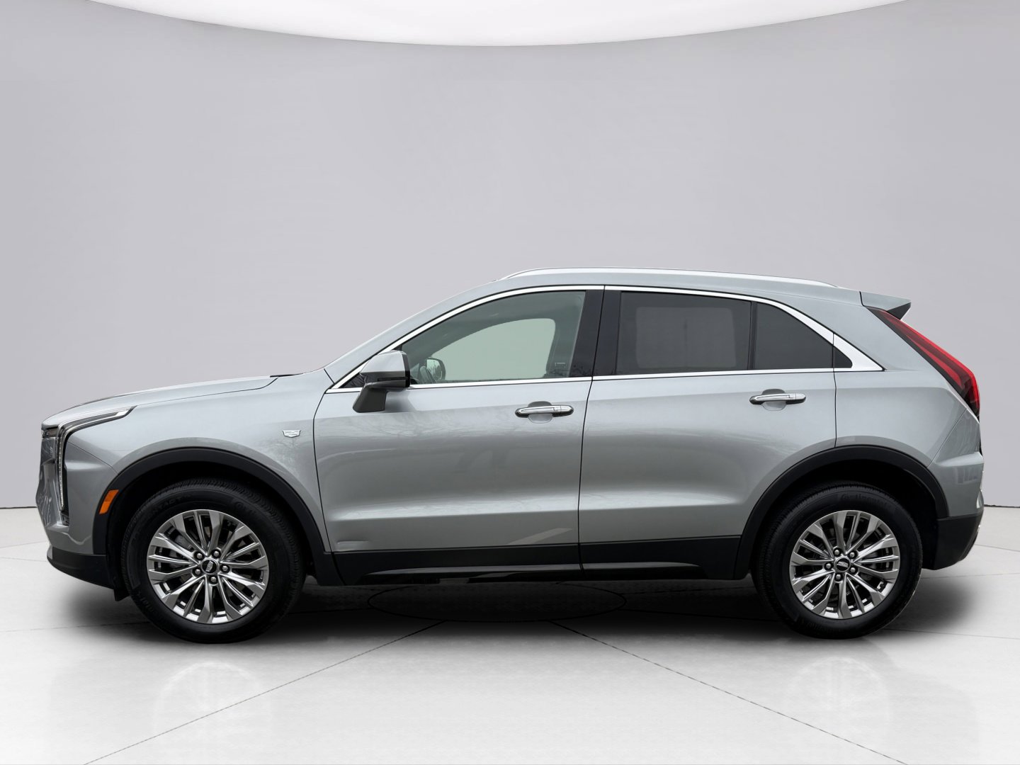 Used 2024 Cadillac XT4 Premium Luxury w/ Technology Package AWD/4WD image 7