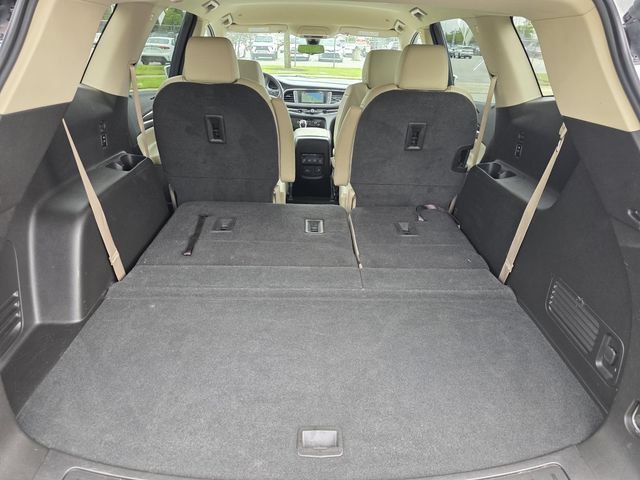 Used 2019 Buick Enclave Essence w/ Trailering Package, 5000 lbs. FWD image 12
