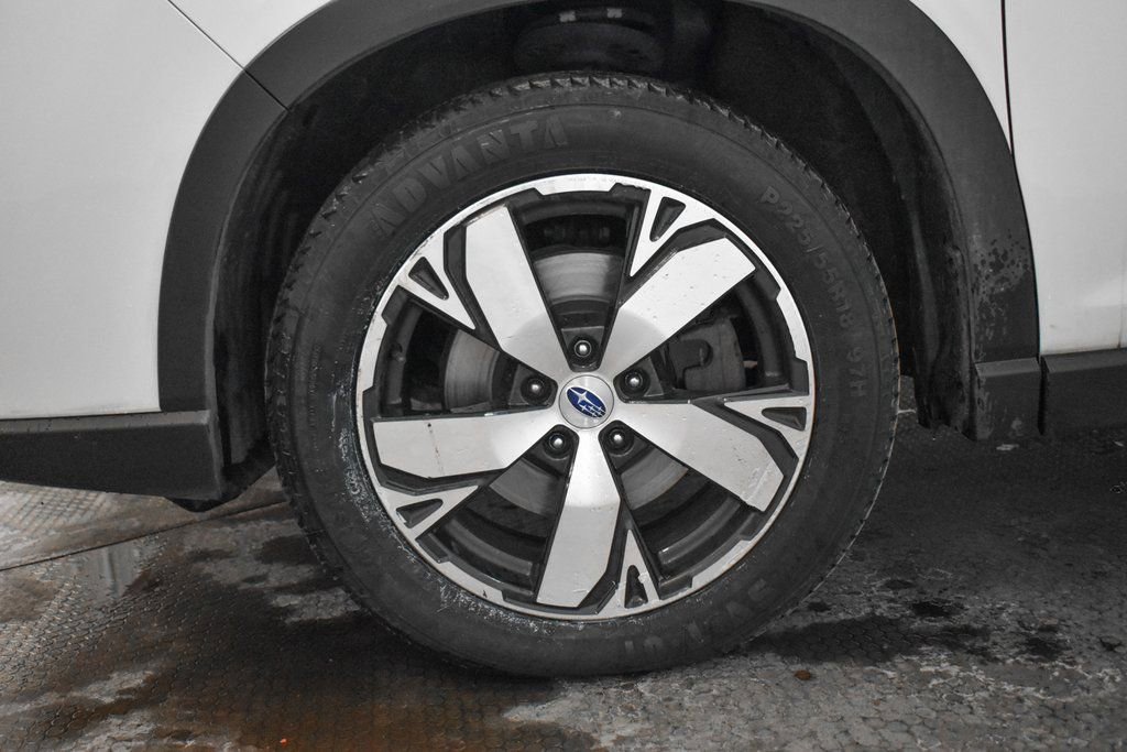 Used 2020 Subaru Forester Touring image 9