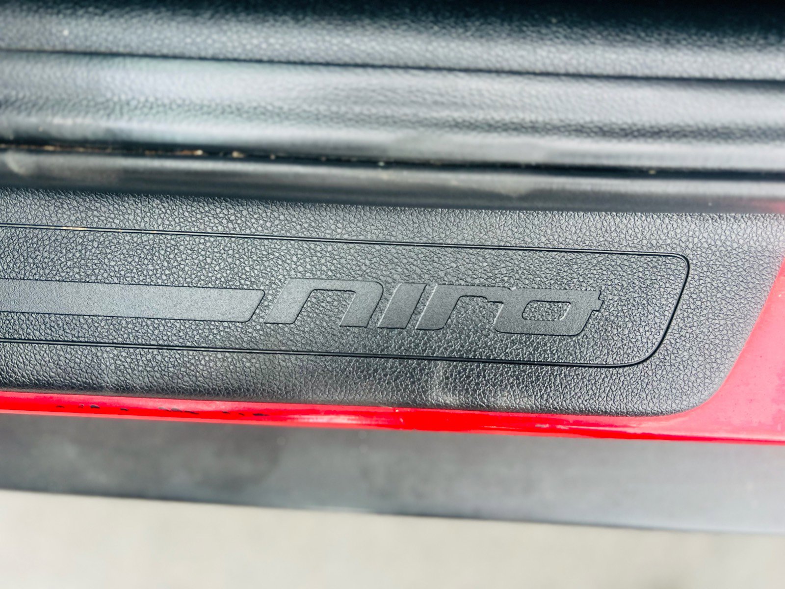 Used 2022 Kia Niro LX FWD image 16
