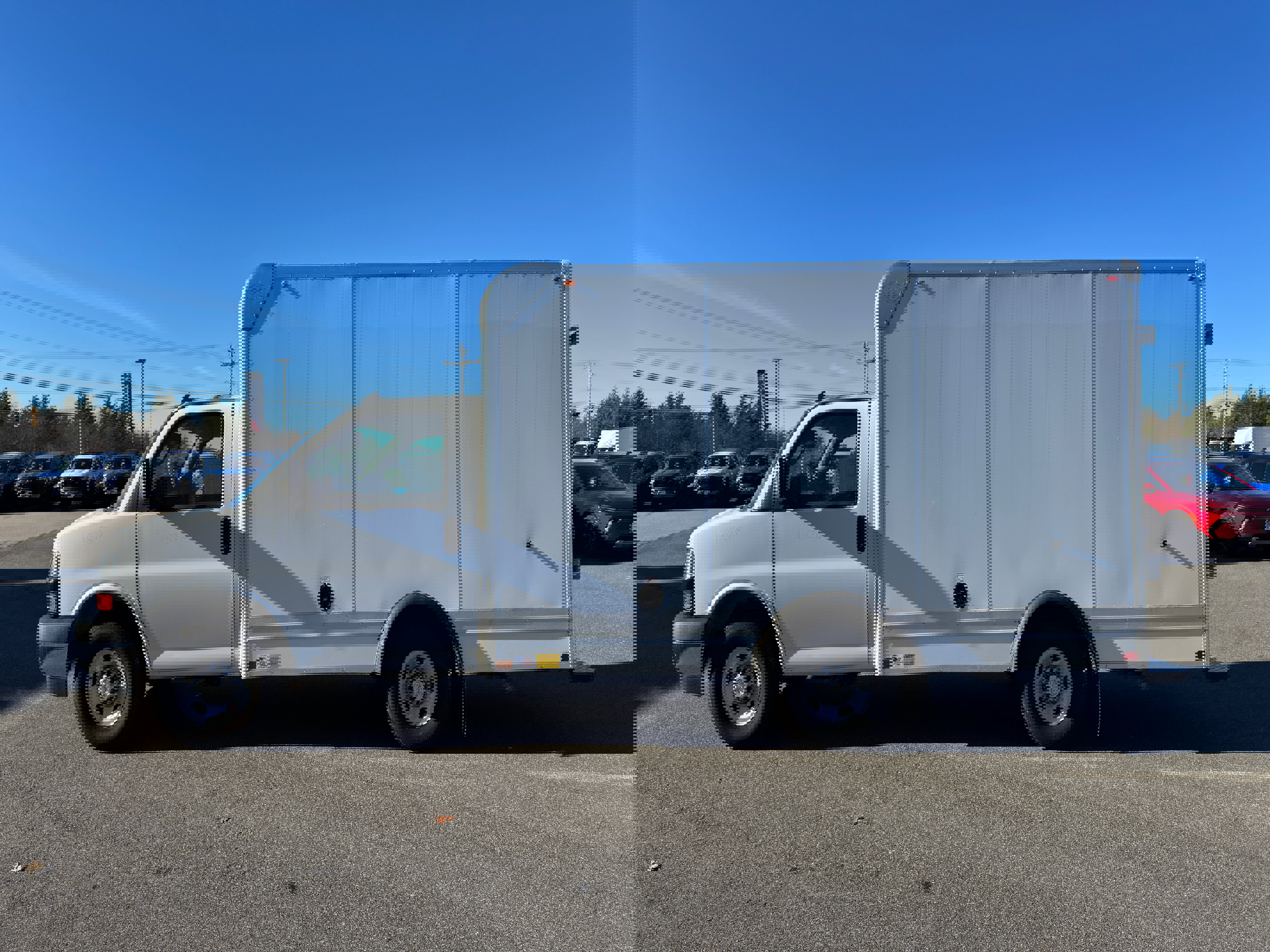 New 2024 Chevrolet Express 3500 w/ Power Convenience Package image 6