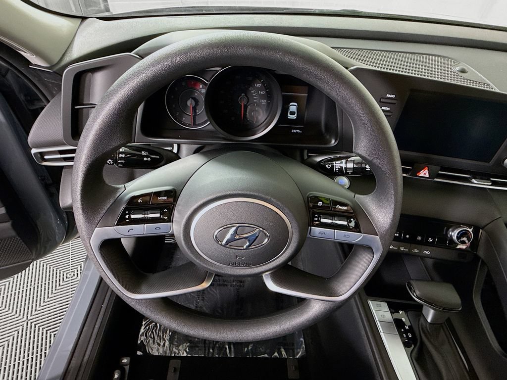 Certified 2023 Hyundai Elantra SEL FWD image 19