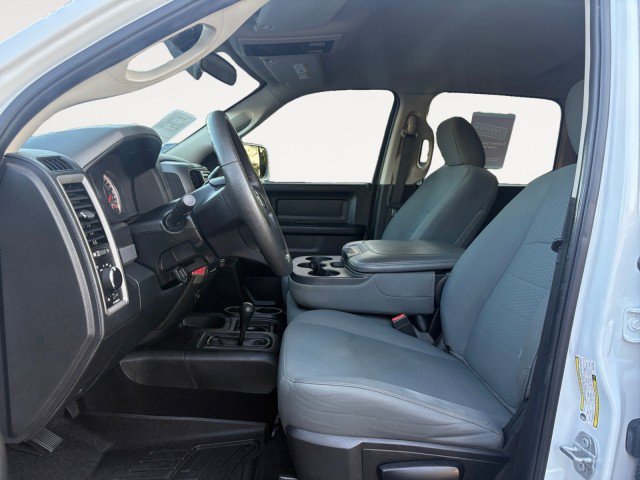 Used 2018 RAM 2500 Tradesman w/ Chrome Appearance Group image 2