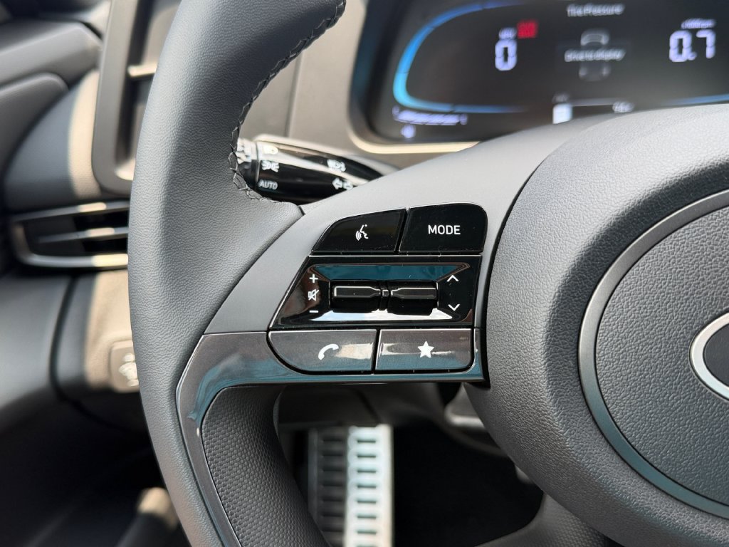 New 2026 Hyundai Elantra SEL Sport FWD image 22