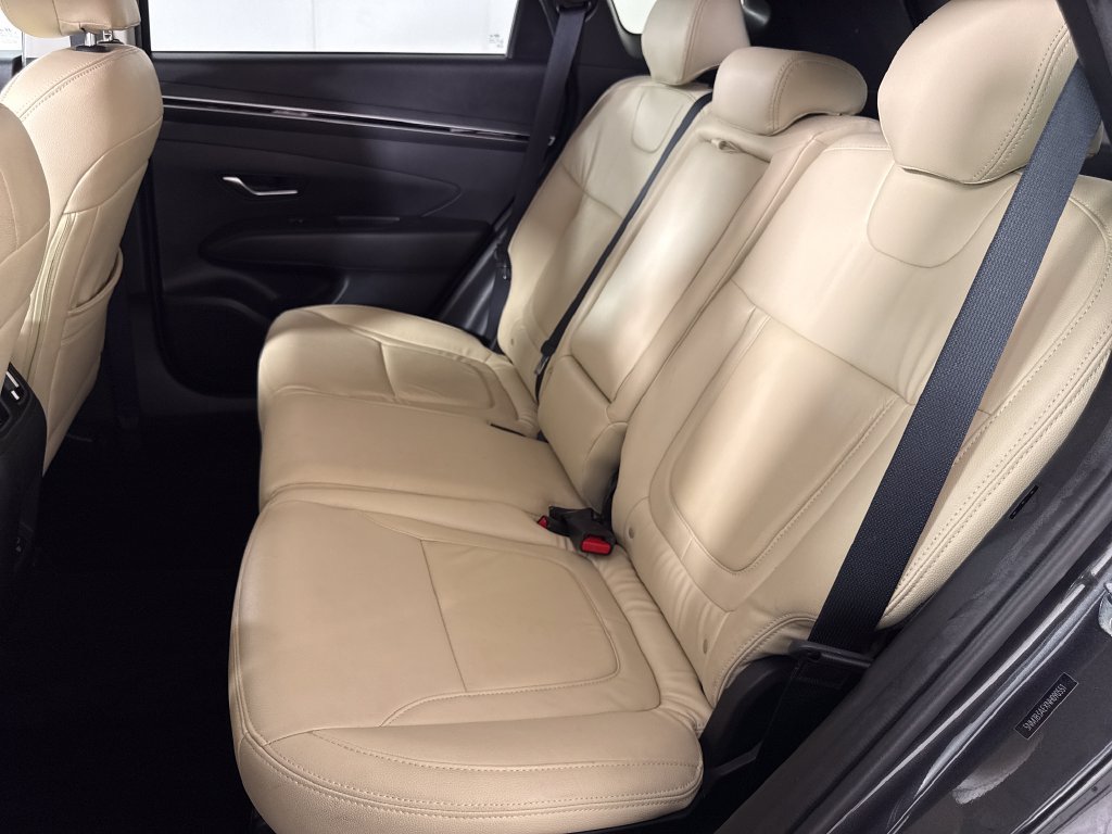 Used 2022 Hyundai Tucson SEL w/ Winter Package FWD image 13