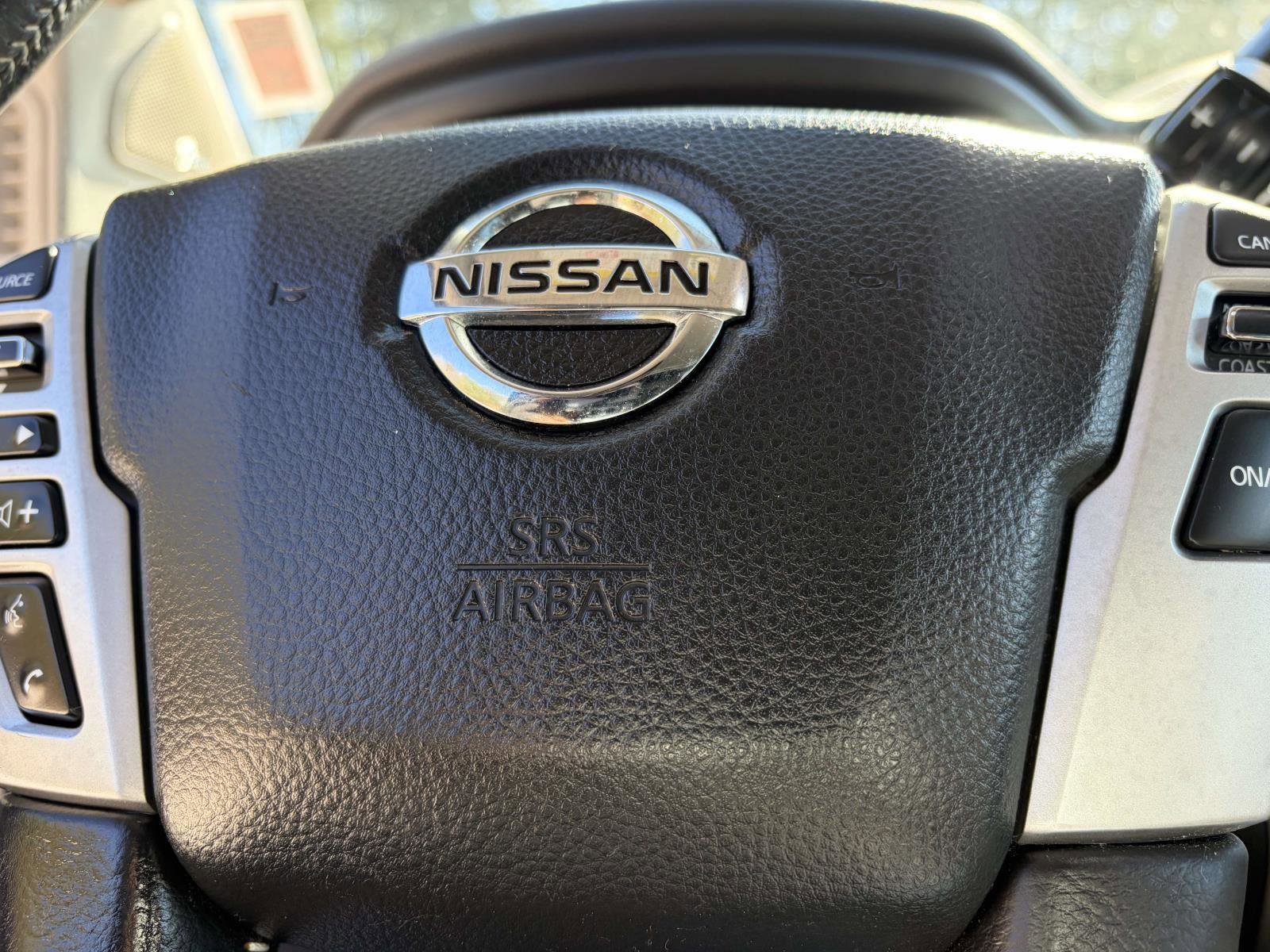 Used 2019 Nissan Titan PRO-4X w/ Pro-4x Convenience Package image 16