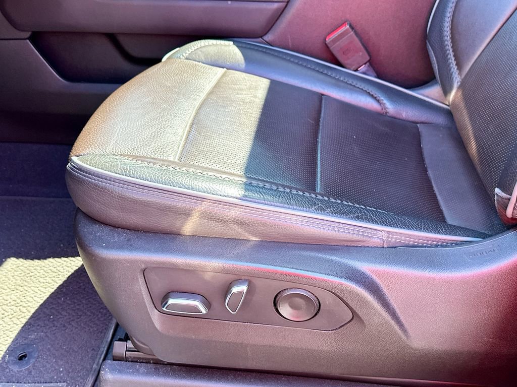 Used 2023 GMC Sierra 1500 Denali w/ Denali Reserve Package image 9