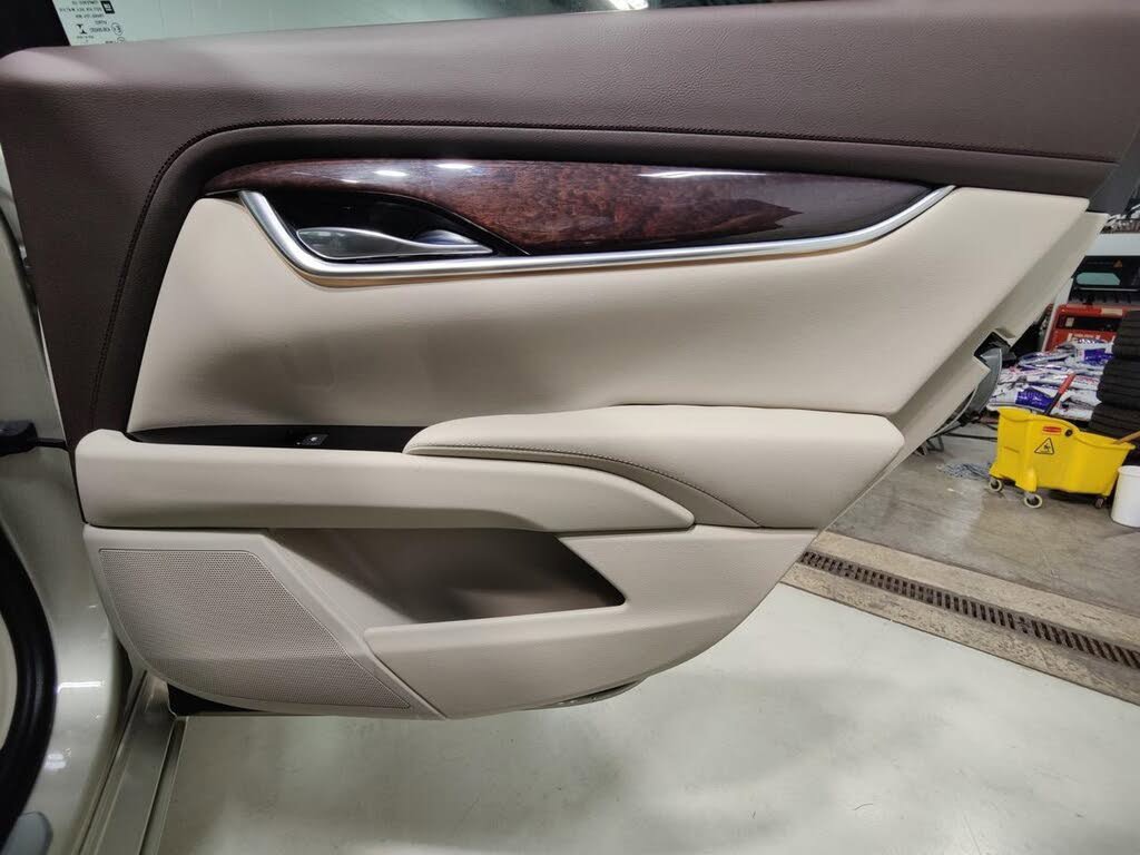 Used 2013 Cadillac XTS Luxury w/ Driver Awareness Package image 13