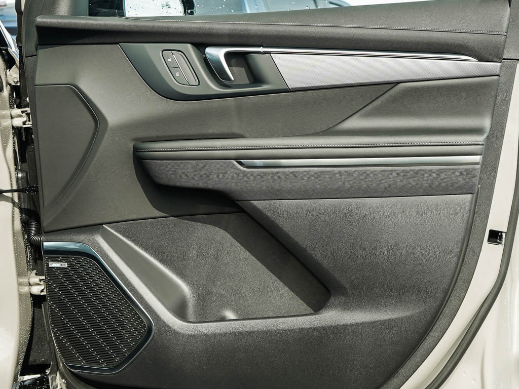 New 2026 Buick Enclave Sport Touring w/ Super Cruise Package image 11