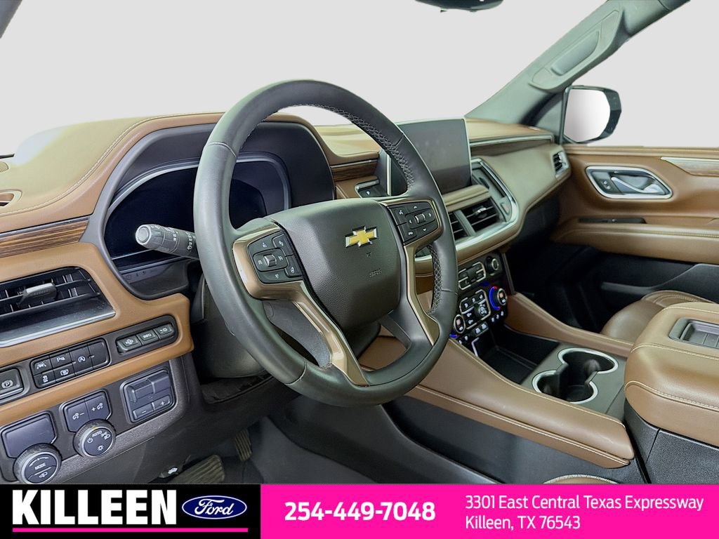 Used 2023 Chevrolet Suburban High Country RWD image 10