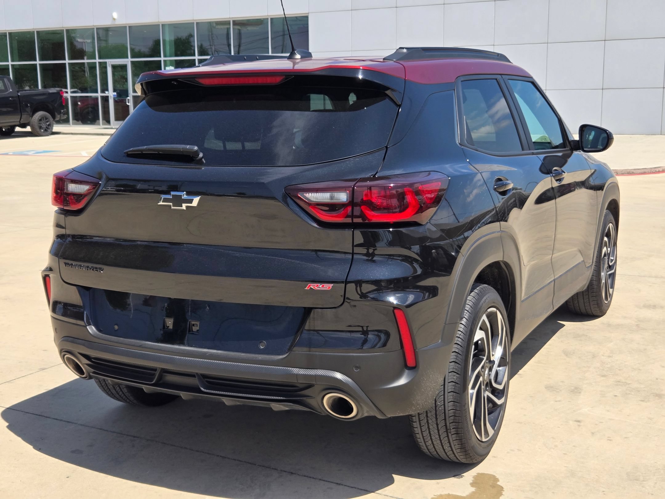 Certified 2025 Chevrolet TrailBlazer RS w/ Convenience Package FWD image 7
