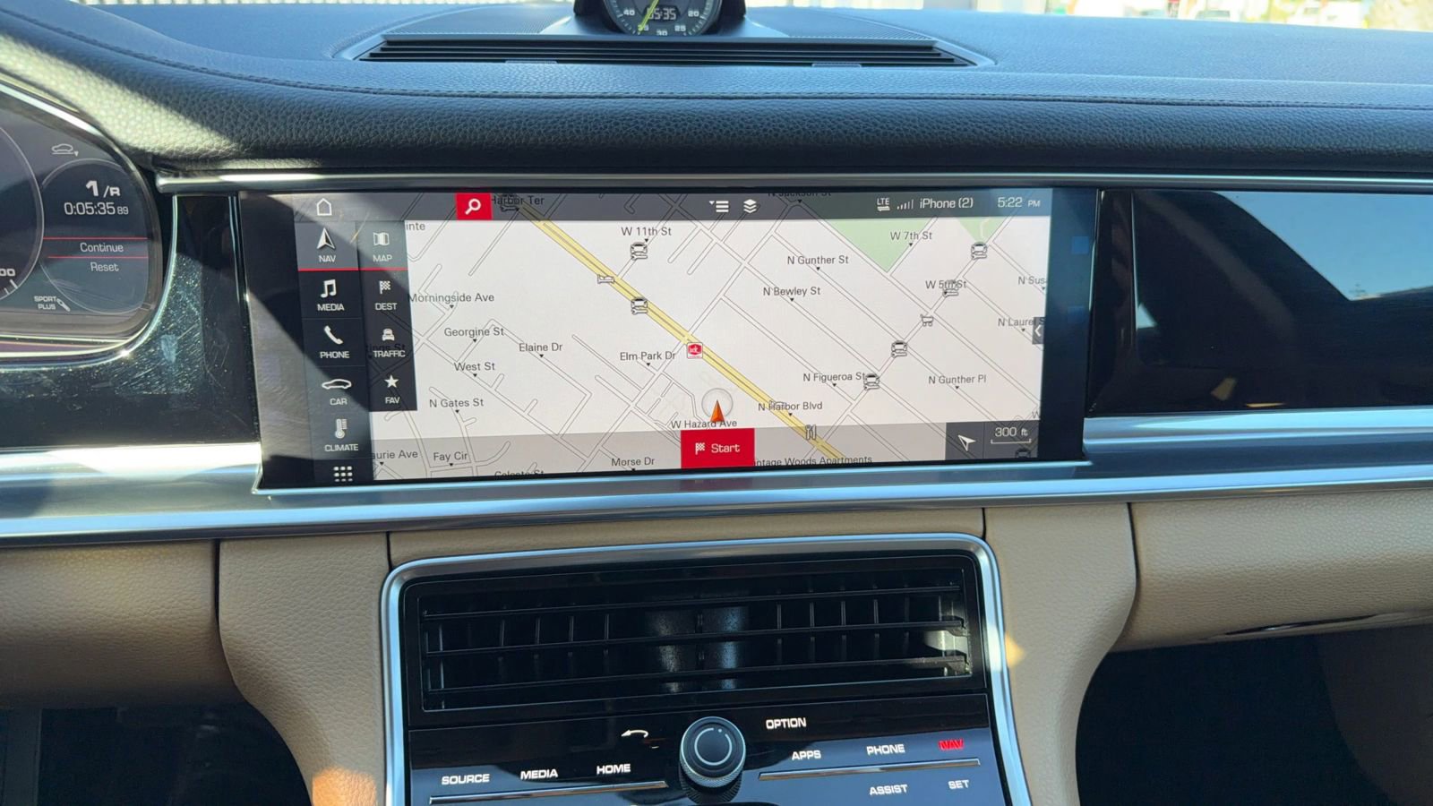 Used 2018 Porsche Panamera 4 AWD/4WD image 21