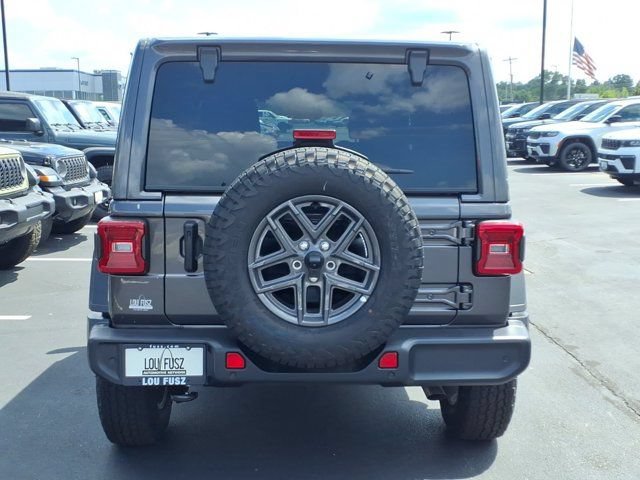New 2026 Jeep Wrangler Unlimited Sport AWD/4WD image 18